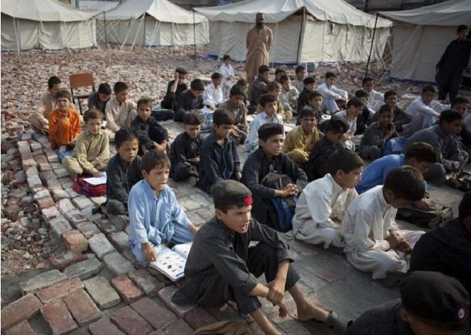 20131019-pakistan-scuole-contro-cristiani-660x470