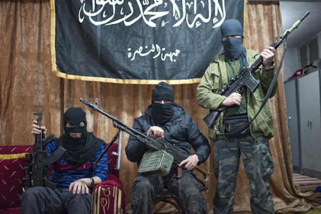 20140210-militanti-al-nusra-660x440
