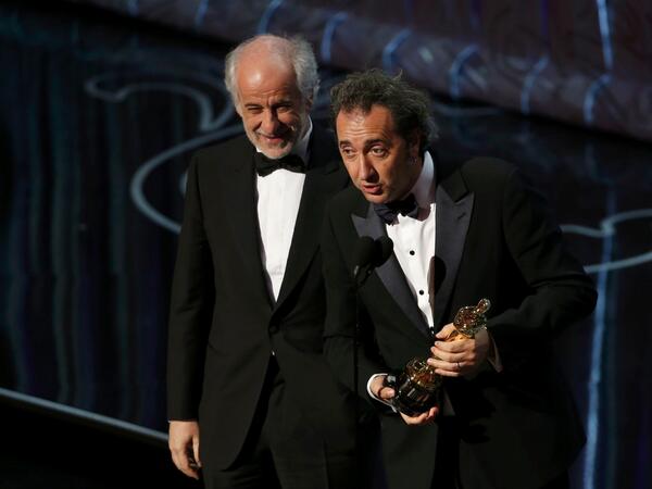 Toni Servillo e Paolo Sorrentino ritirano l'Oscar