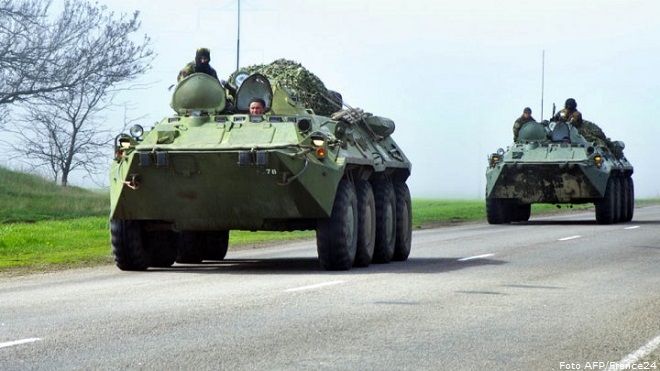 20140415-ukraine-tanks-660x371