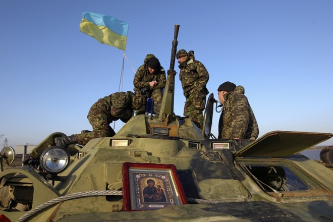 20140512-truppe-ucraine-660x440