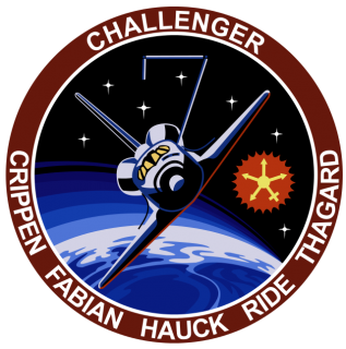 20150526-STS-7_patch.svg