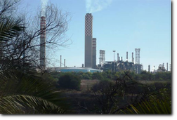 L'Eni ha annunciato la chiusura di due linee di raffinazione del petrolchimico di Gela