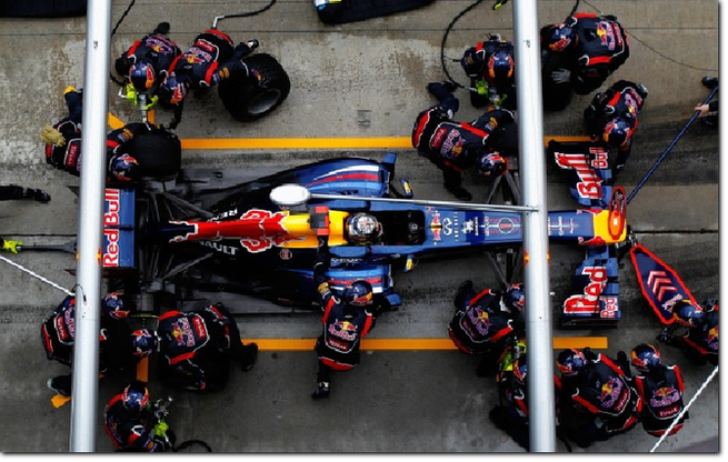 La supremazia di Sebastian Vettel messa in crisi da un errore di calcolo dei consumi della Red Bull (Foto Red Bull Racing)