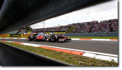 Lewis Hamilton è stato il più veloce in entrambe le sessioni di libere del venerdì sull'Hungaroring, in vista del GP d'Ungheria (Foto McLaren)