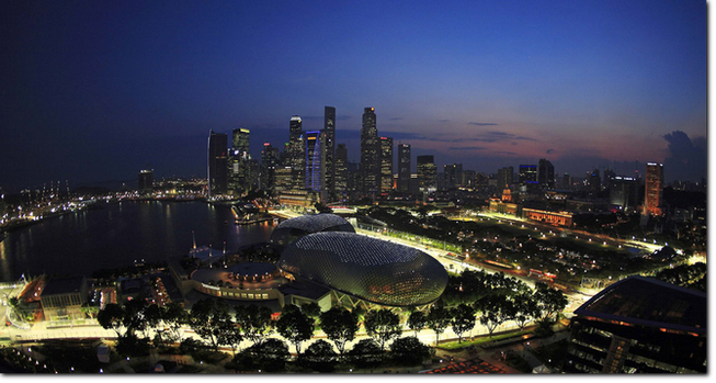A Singapore si corre per la quinta volta un GP di Formula 1, ma il futuro è incerto