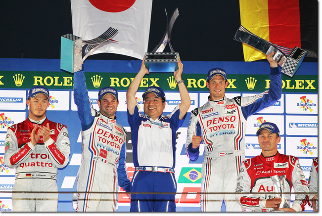 Alex Wurtz e Nicolas Lapierre hanno portato la Toyota TS030-Hybrid alla storica vittoria della 6 ore di San Paolo del Brasile. E' la prima vittoria della storia di una vettura ibrida a benzina (Foto Toyota Motorsport) 